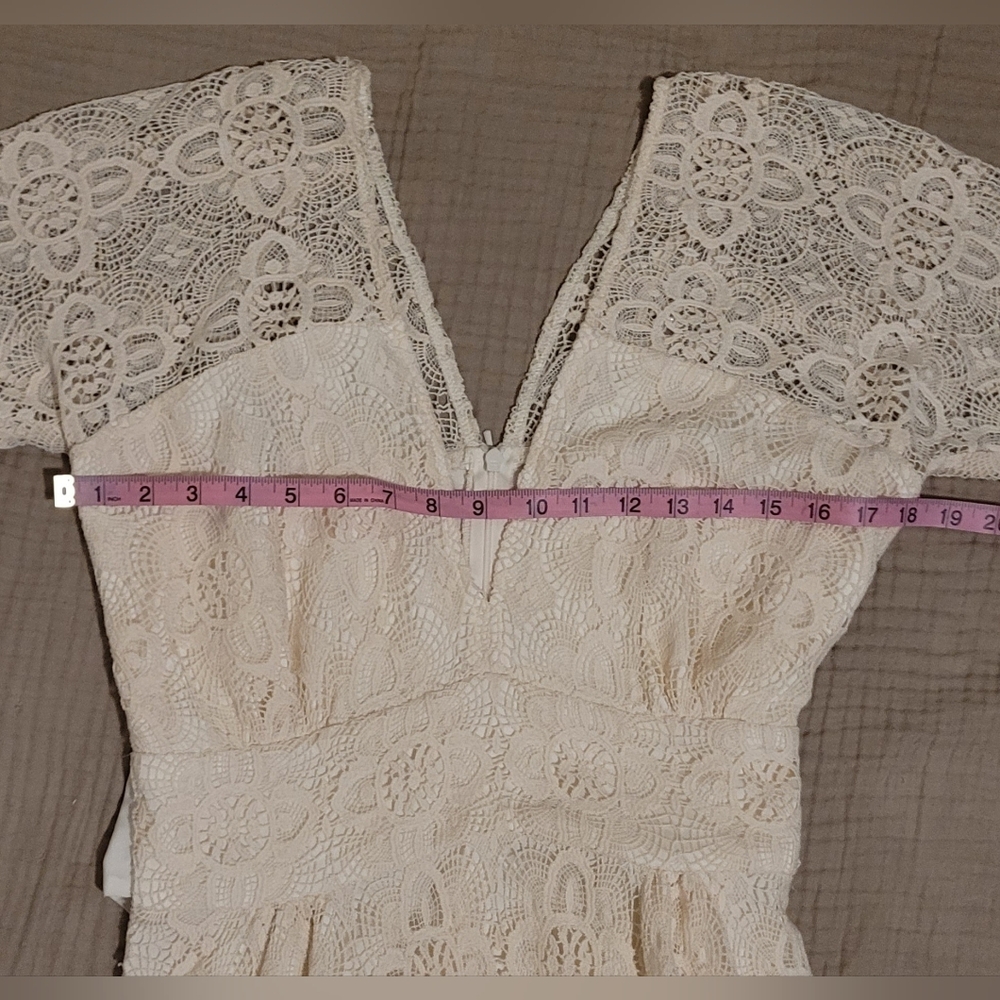 Kite and Butterfly French Lace "Rena" Boho Gown - Size Small - Picture 12 of 16
